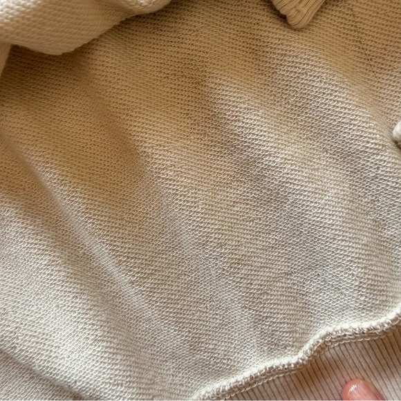 AE Big Hug Graphic Crew Neck Size Large - Picture 9 of 9